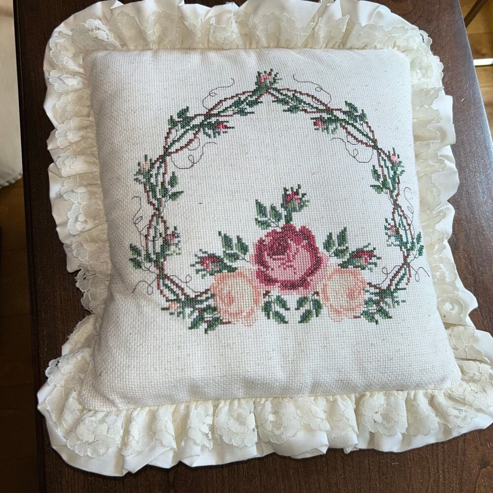 Vtg Finished Heirloom Treasure #5229 Rose & Vine Heart Pillow - Cross Stitch
